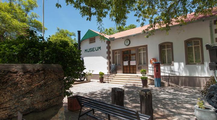 Tsumeb Theater Guesthouse