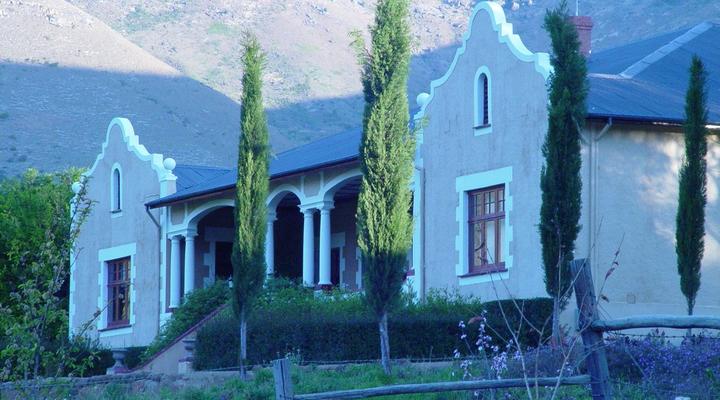 Waylands Country House