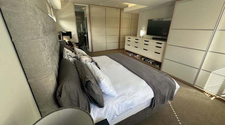 Sunset Links Golf Estate home, walk to beach