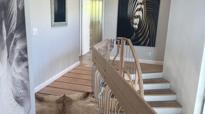 Sunset Links Golf Estate home, walk to beach