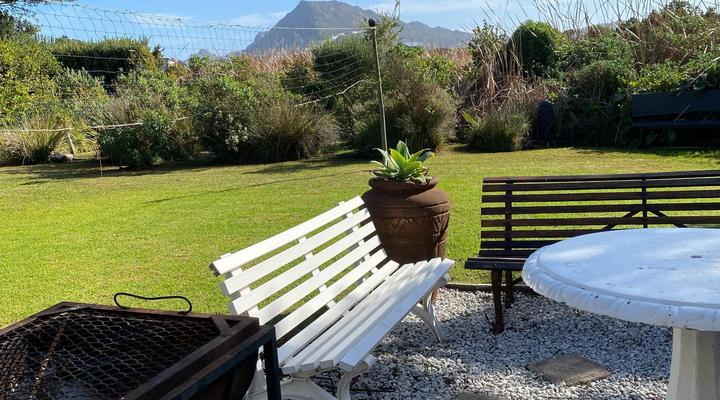 Pik 'n Wyntjie with Wood -Fired Hot Tub