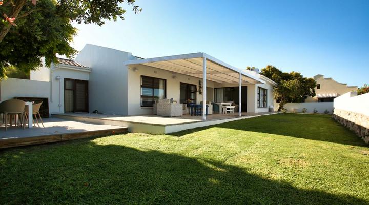 37 Steps, Langebaan, 6-sleeper