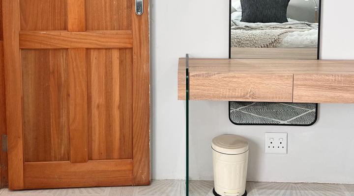 Whispering Thorns Off-Site Apartment