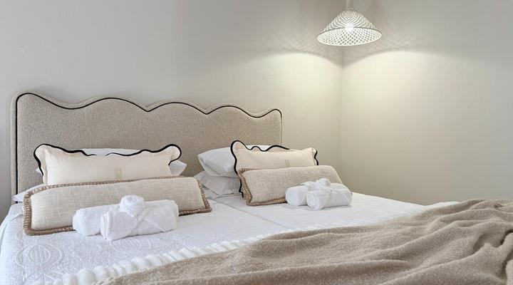 Whispering Thorns Off-Site Apartment