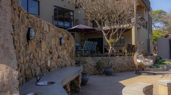 8 On Penny Guesthouse