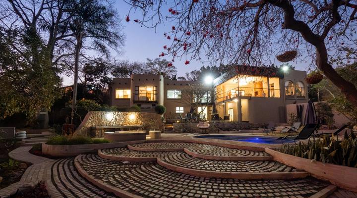 8 On Penny Guesthouse