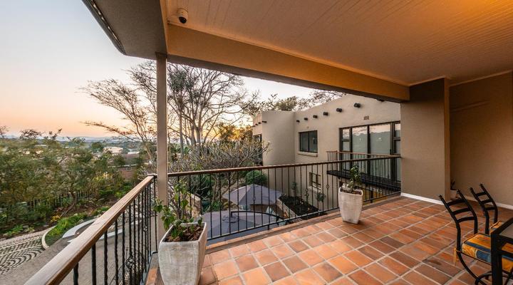 8 On Penny Guesthouse