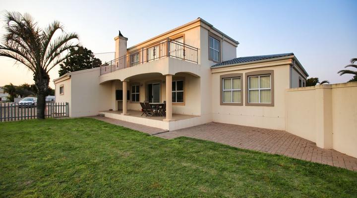 Fairway 2, Langebaan, 6-sleeper