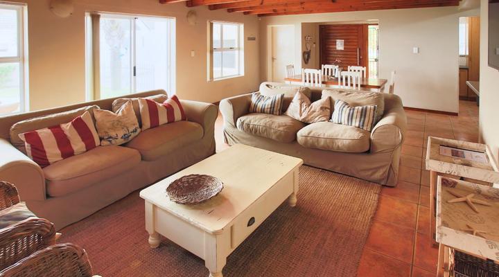 Fairway 2, Langebaan, 6-sleeper