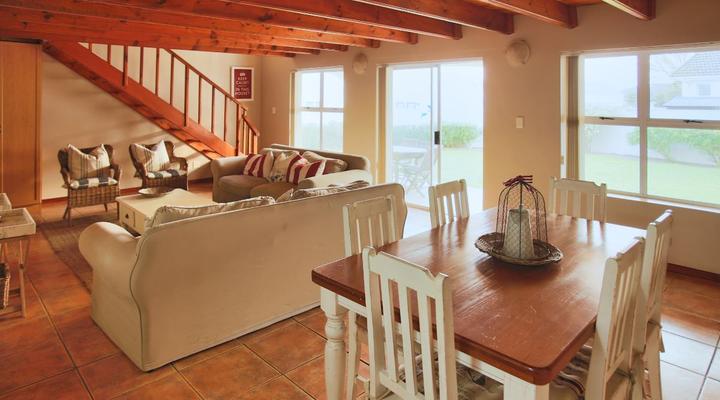 Fairway 2, Langebaan, 6-sleeper