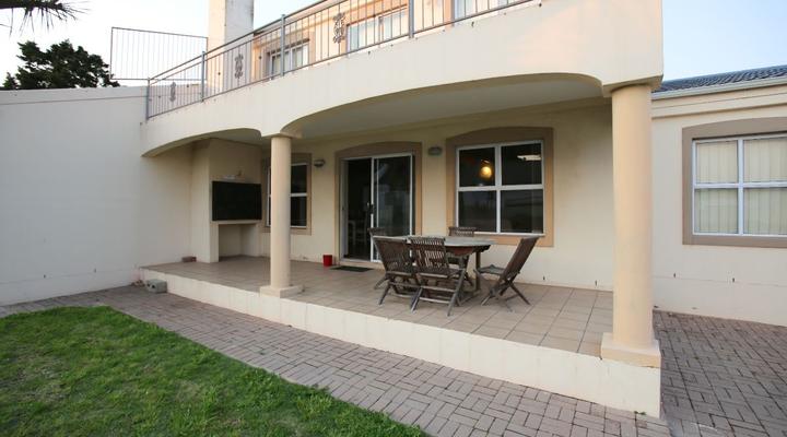 Fairway 2, Langebaan, 6-sleeper