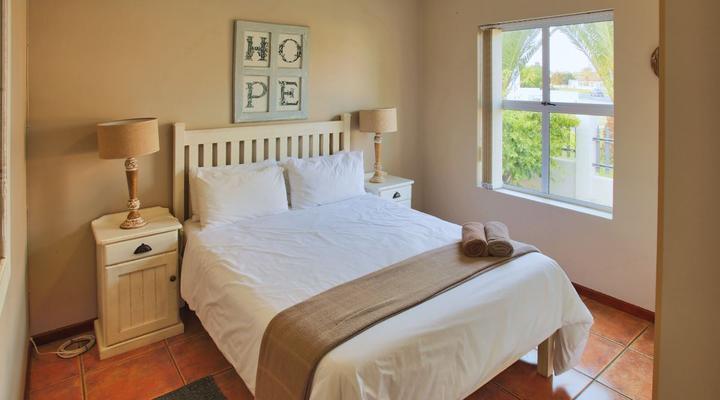 Fairway 2, Langebaan, 6-sleeper