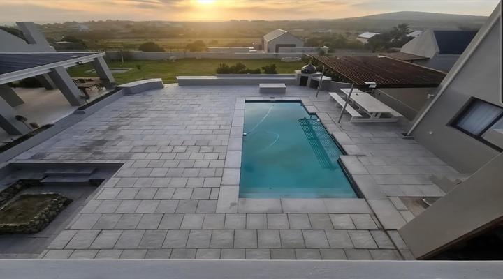 Rustic Hill Accommodation