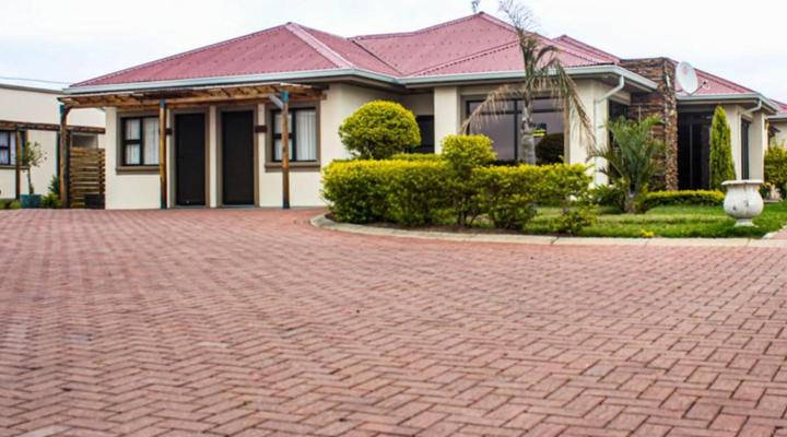 Menucha Country Lodge