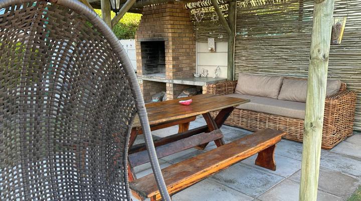 Sandra's Guest House