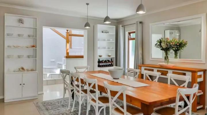 Whales & Wonders Guesthouse