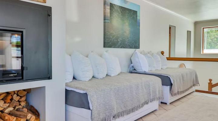 Whales & Wonders Guesthouse