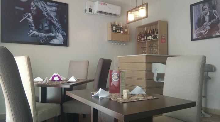 Moz 1 Executive Guest House