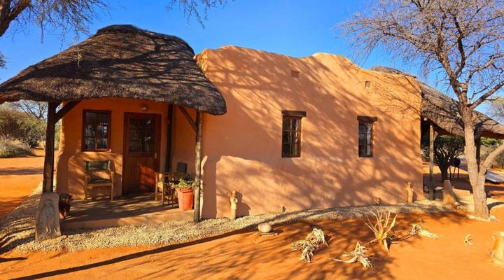 Eningu Clayhouse Lodge