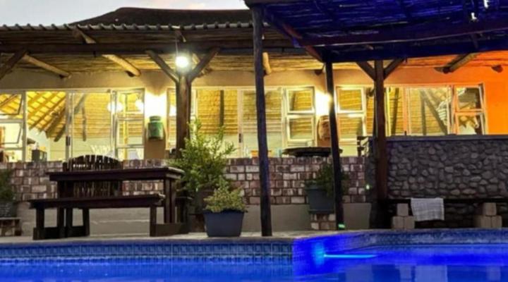 Carlo's Mountain Lodge