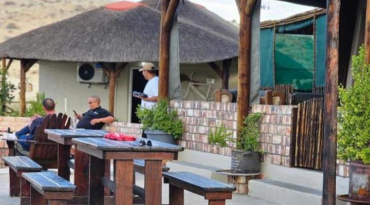 Carlo's Mountain Lodge