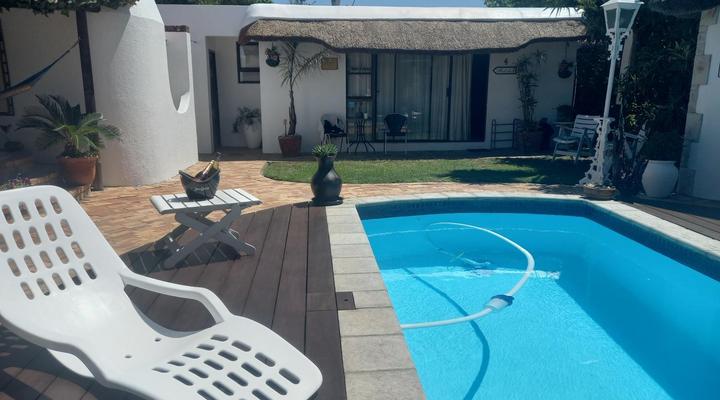 Pelican Place Guest Cottages