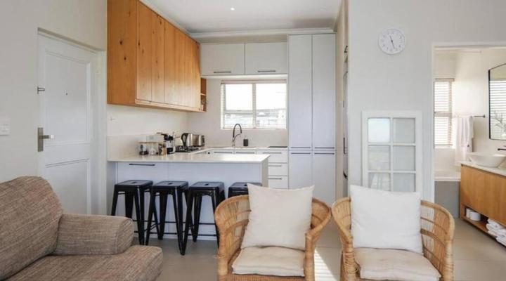 Big Bay Beach Club 208