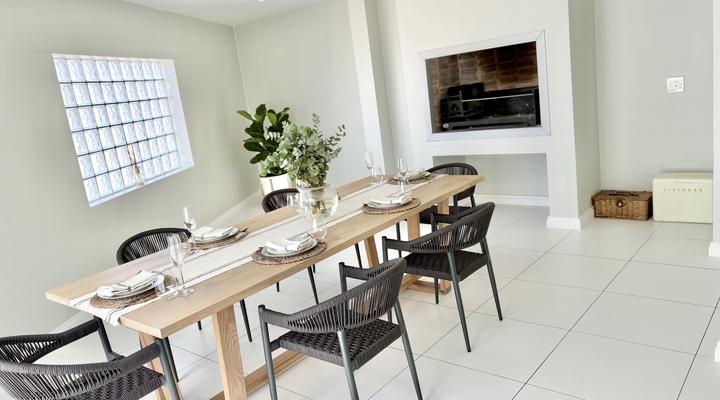 175 A on Uniab Close