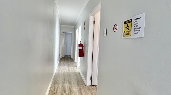 175 A on Uniab Close