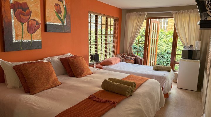 Aqua View Riverside Guest House