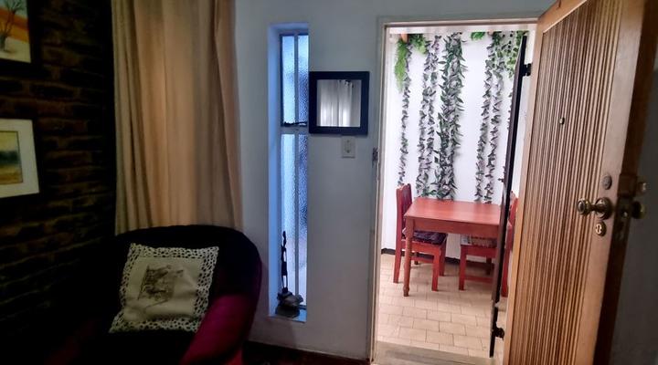 1322 Backpackers International