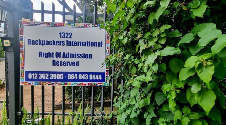 1322 Backpackers International
