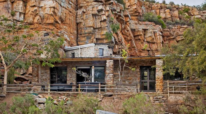 Desert Wind Private Guest and Game Farm