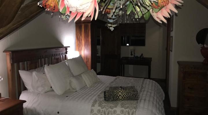 24 Bush house, Elandsfontein, Mabalingwe