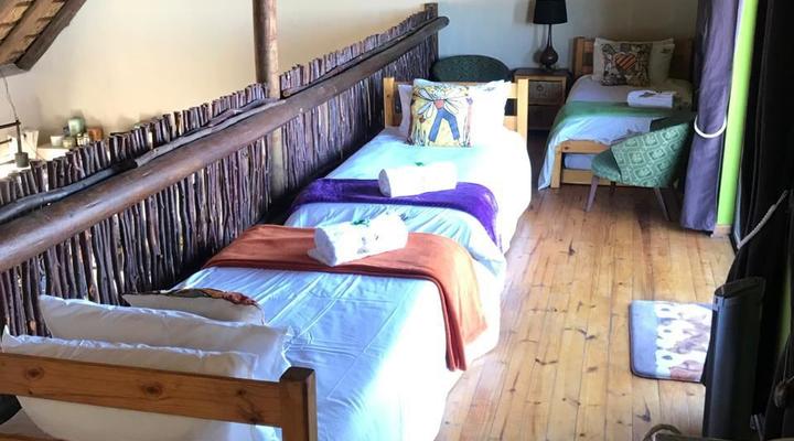 24 Bush house, Elandsfontein, Mabalingwe