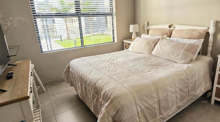 Nivica16 - Joh Olafsson Road