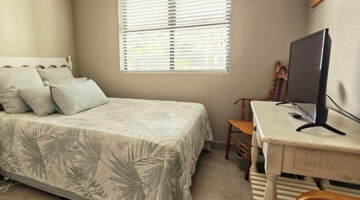 Nivica16 - Joh Olafsson Road