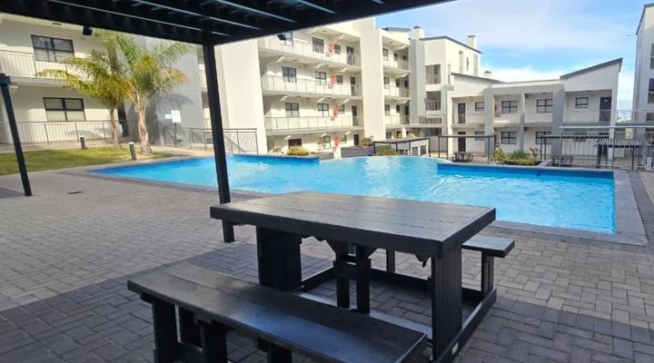 Nivica16 - Joh Olafsson Road