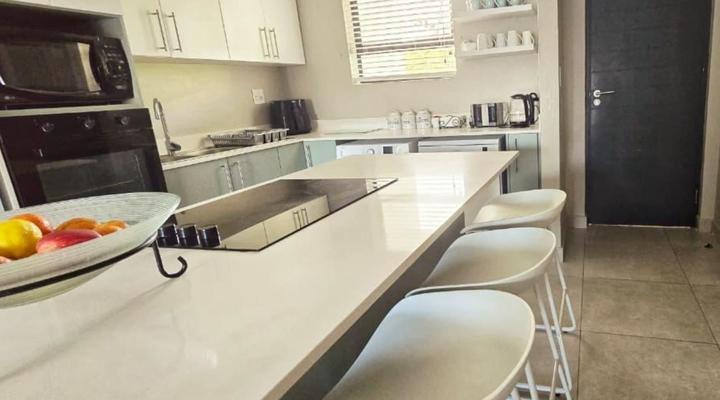 Nivica16 - Joh Olafsson Road