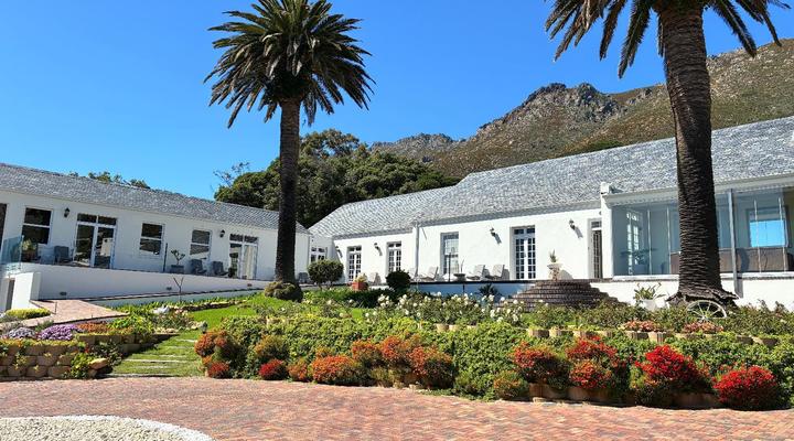 Manor on the Bay Loadshedding-free Guesthouse