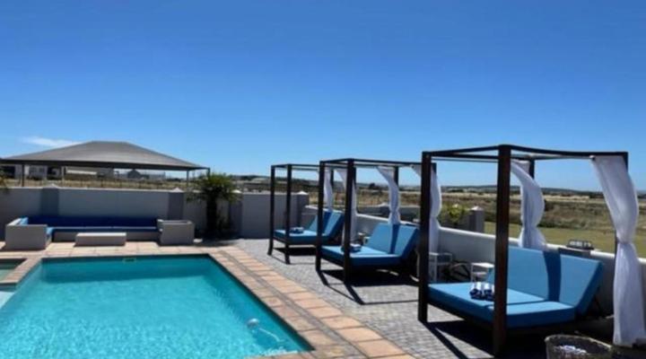 Rox & Sea Country Lodge