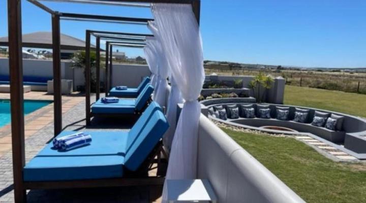 Rox & Sea Country Lodge