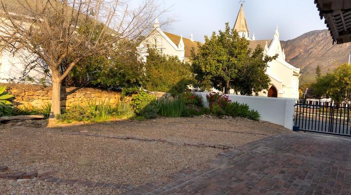 Koo Karoo Guest Lodge