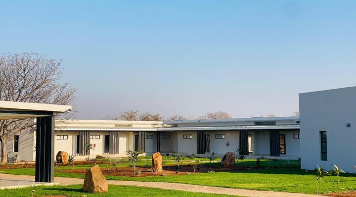 Alldays Country Lodge