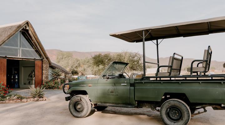 Chandelier Game Lodge & Ostrich Show Farm