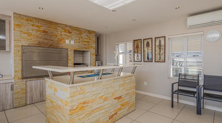 Seasons of Serenity, Langebaan, 8-sleeper