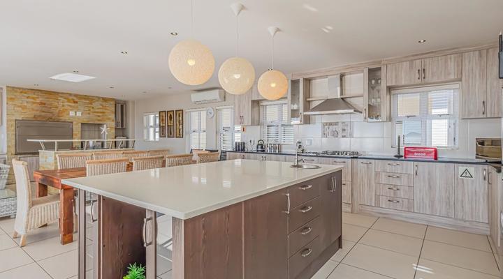 Seasons of Serenity, Langebaan, 8-sleeper