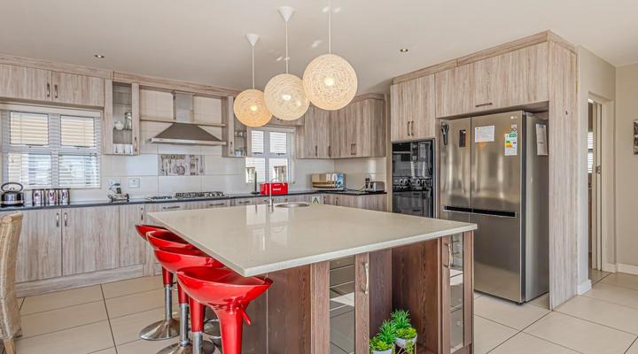 Seasons of Serenity, Langebaan, 8-sleeper