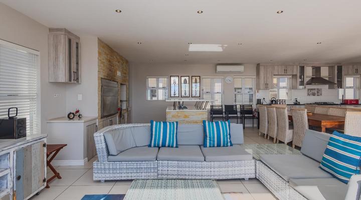 Seasons of Serenity, Langebaan, 8-sleeper