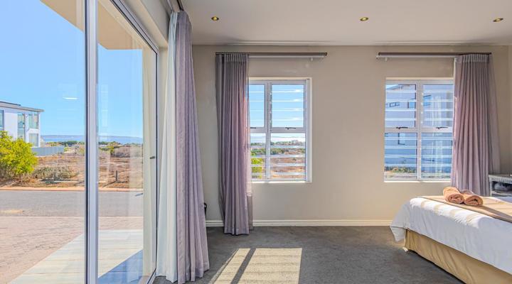 Seasons of Serenity, Langebaan, 8-sleeper